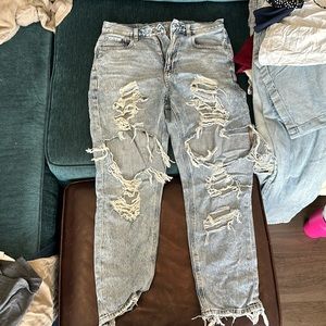 American Eagle ripped baggy jeans- size 6